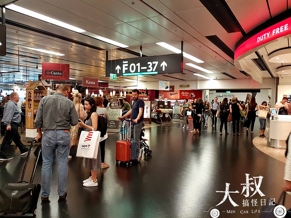 歐洲飛行紀錄-奧地利航空 | 台北TPE->米蘭MXP(台灣-香港-維也納-米蘭)