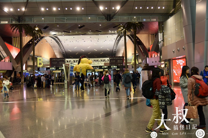 大叔搞怪 中東卡達航空 杜哈機場 香港機場 西班牙飛行紀錄