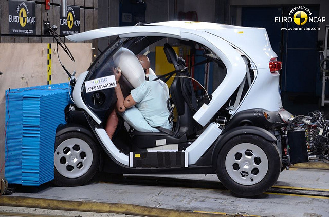 Renault-Twizy-crash-test